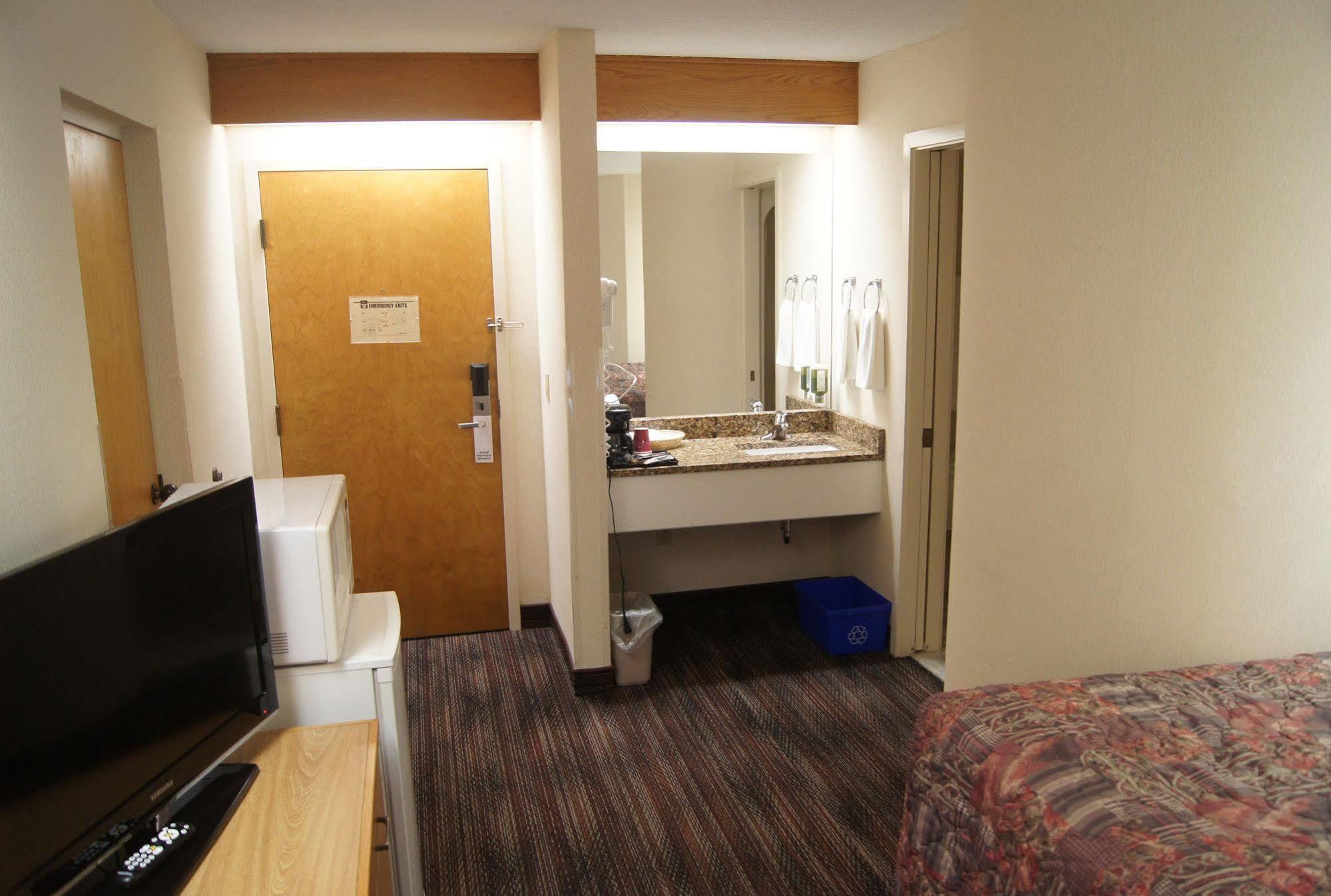 Slumber Inn New Minas Esterno foto